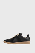 画像をギャラリービューアに読み込む, REPLICA SNEAKERS
