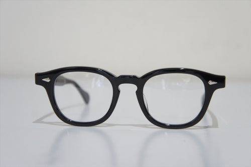AR 46 - BLACK / CLEAR -