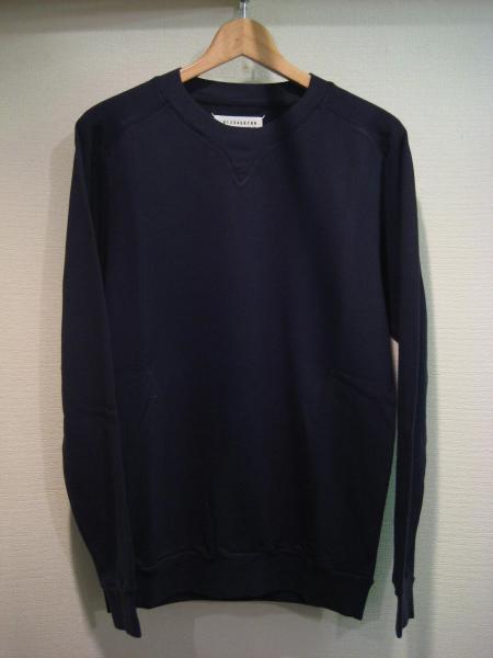 RAGLAN SLEEVE SWEAT
