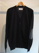 画像をギャラリービューアに読み込む, ELBOW PATCH KNIT CARDIGAN
