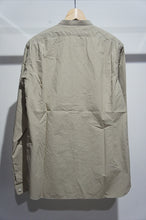 画像をギャラリービューアに読み込む, STUD BUTTON BAND COLLAR SHIRTS
