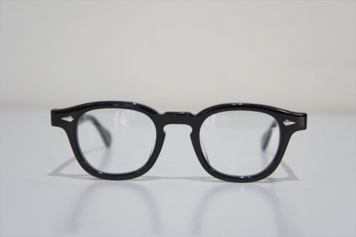 AR 42 - BLACK / CLEAR -