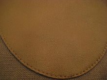 画像をギャラリービューアに読み込む, ELBOW PATCH V-NECK KNIT
