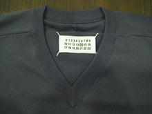 画像をギャラリービューアに読み込む, ELBOW PATCH V-NECK KNIT
