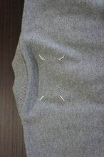 画像をギャラリービューアに読み込む, ELBOW PATCH CARDIGAN KNIT

