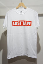 画像をギャラリービューアに読み込む, tr.4&quot;LOST TAPE BOX&quot; S/S TEE
