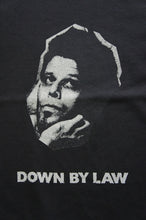 画像をギャラリービューアに読み込む, DOWN BY LOW TEE 1
