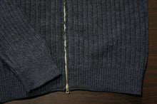 画像をギャラリービューアに読み込む, SPEC DYED YARN ZIP SWEATER
