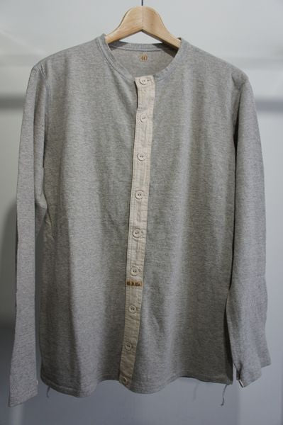 OPENED FRONT CREW NECK