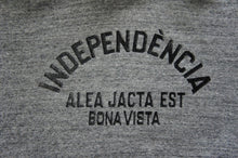 画像をギャラリービューアに読み込む, INDEPENDENCIA PULL PARKA
