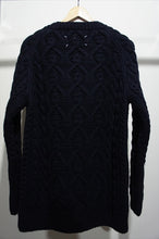 画像をギャラリービューアに読み込む, ARAN SWEATER
