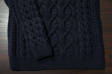 画像をギャラリービューアに読み込む, ARAN SWEATER
