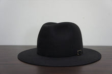 画像をギャラリービューアに読み込む, ADJUSTABLE FEDRA HAT
