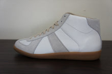 画像をギャラリービューアに読み込む, GERMAN TRAINER MID CUT SNEAKER
