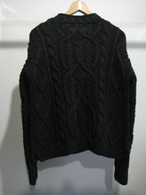 画像をギャラリービューアに読み込む, ROLL NECK GUERNSEY KNIT
