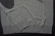 画像をギャラリービューアに読み込む, ELBOW PATCH CREW NECK KNIT
