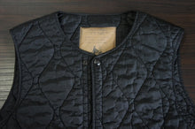 画像をギャラリービューアに読み込む, FADED NYLON QUILTING VEST
