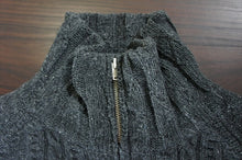 画像をギャラリービューアに読み込む, TURTLE NECK GUERNSEY COAT
