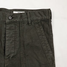 画像をギャラリービューアに読み込む, ALDA PANTS
