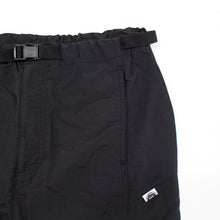 画像をギャラリービューアに読み込む, EMBROIDERED LOGO NYLON PANTS
