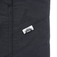 画像をギャラリービューアに読み込む, EMBROIDERED LOGO NYLON PANTS
