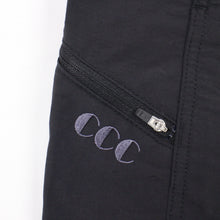 画像をギャラリービューアに読み込む, EMBROIDERED LOGO NYLON PANTS
