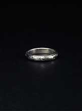 画像をギャラリービューアに読み込む, Engraved Round Ring
